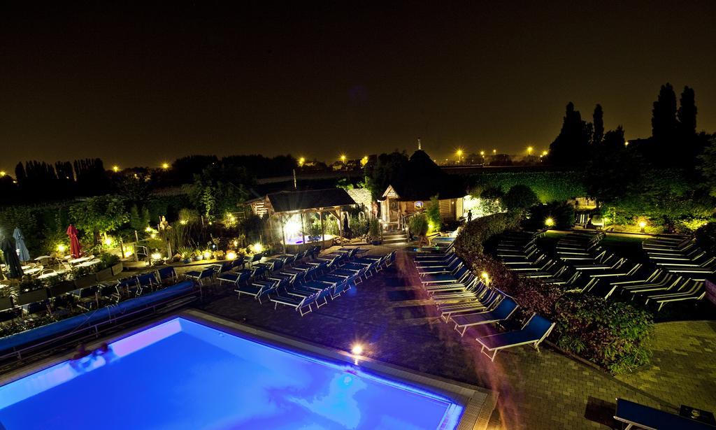 Hotel Thermen Dilbeek Dış mekan fotoğraf